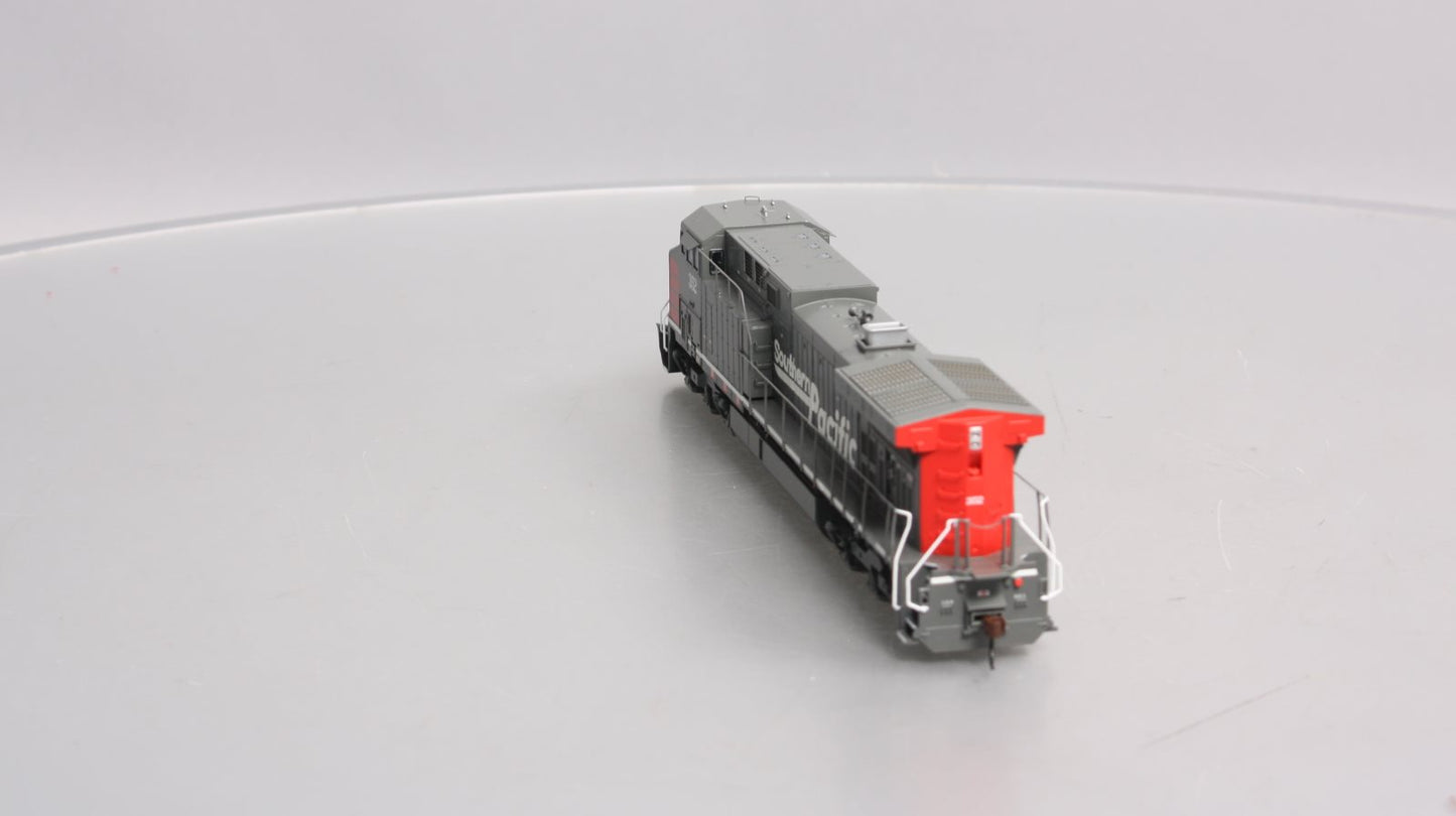 Athearn 78970 HO Southern Pacific AC4400 Powered Diesel Locomotive #352