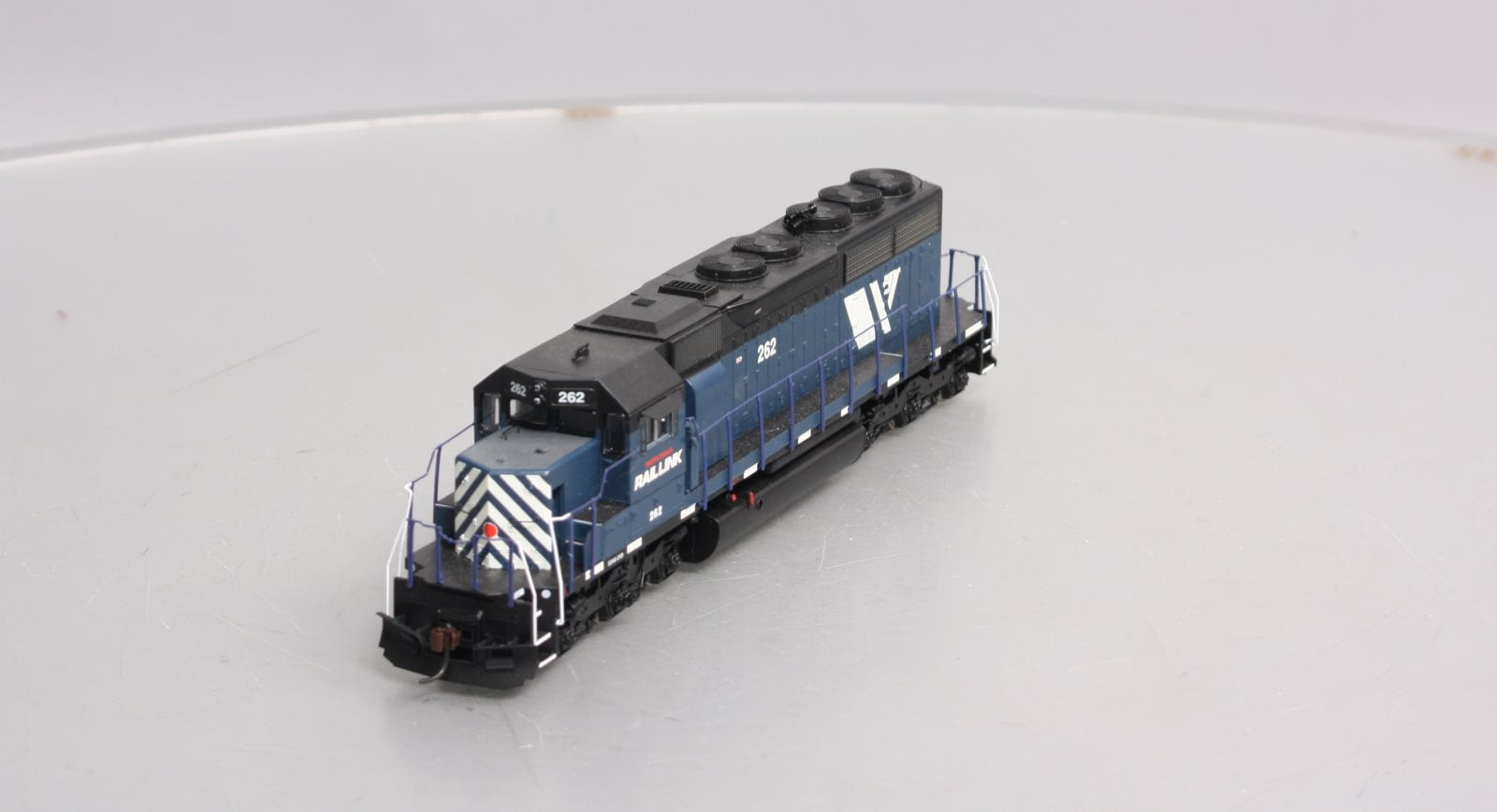Athearn 89871 HO Montana Rail Link SD40 Diesel Locomotive #255