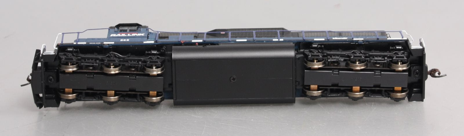 Athearn 89871 HO Montana Rail Link SD40 Diesel Locomotive #255