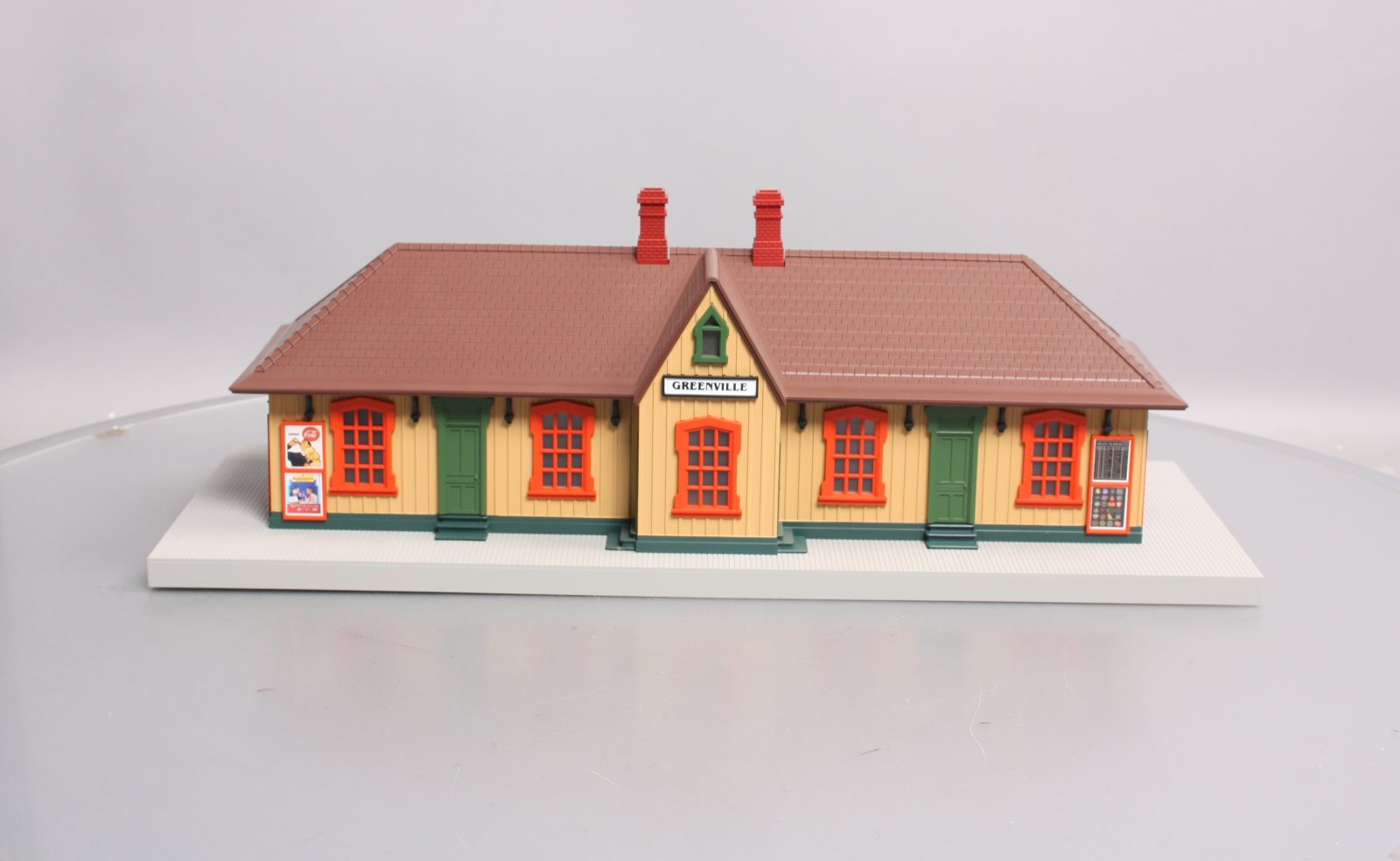 MTH 30-90354 O Greenville Country Passenger Station