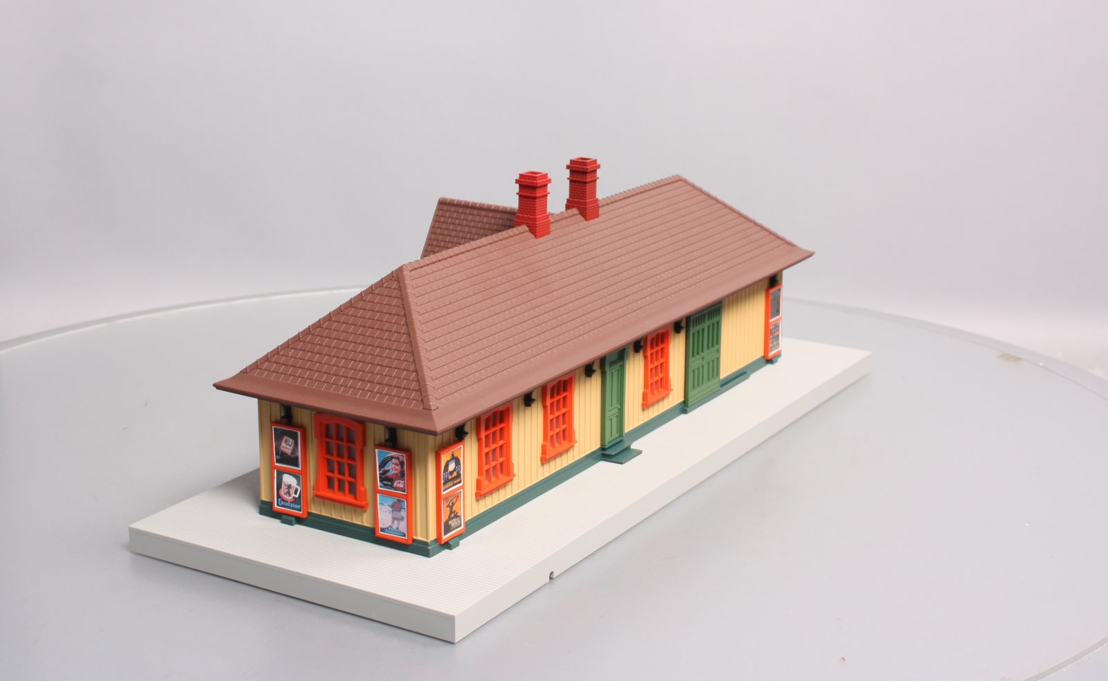 MTH 30-90354 O Greenville Country Passenger Station