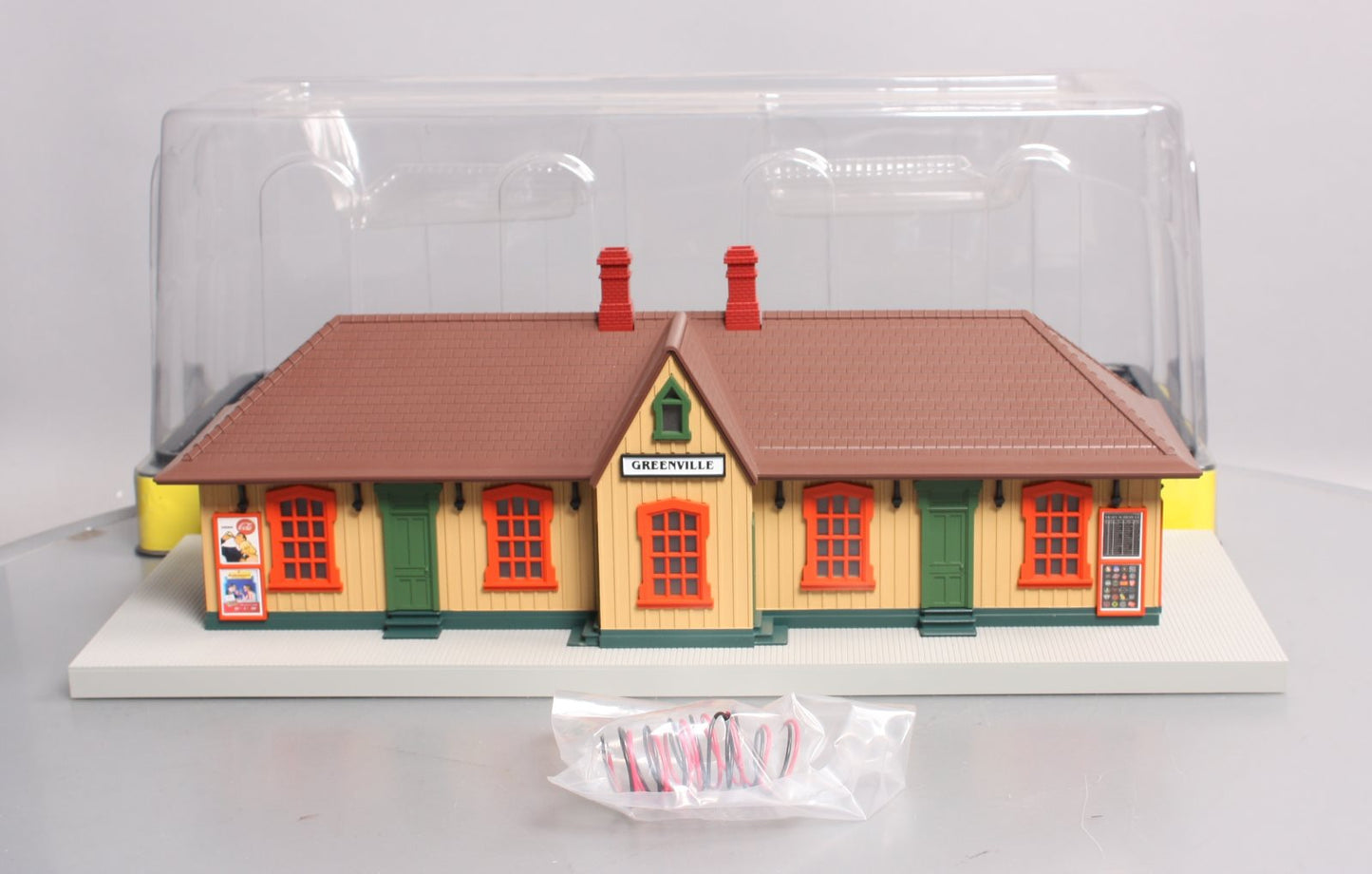 MTH 30-90354 O Greenville Country Passenger Station