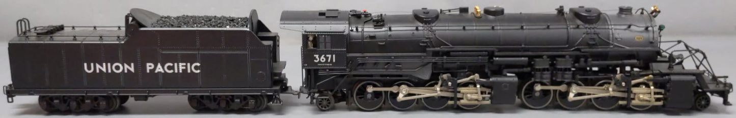 Lionel 6-11446 O Gauge Union Pacific Y-3 2-8-8-2 Steam Locomotive & Tender #3671