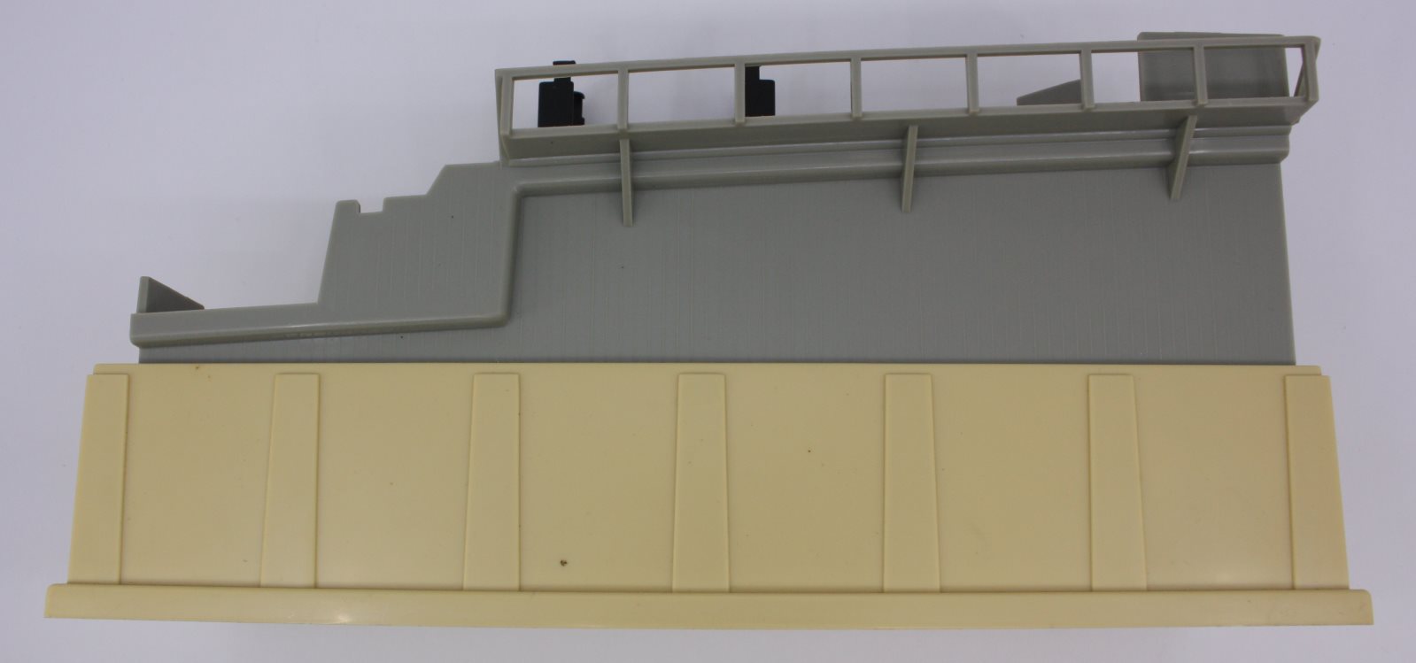 Lionel 12983-500 Culvert Unloader with Ramp and Upper Base