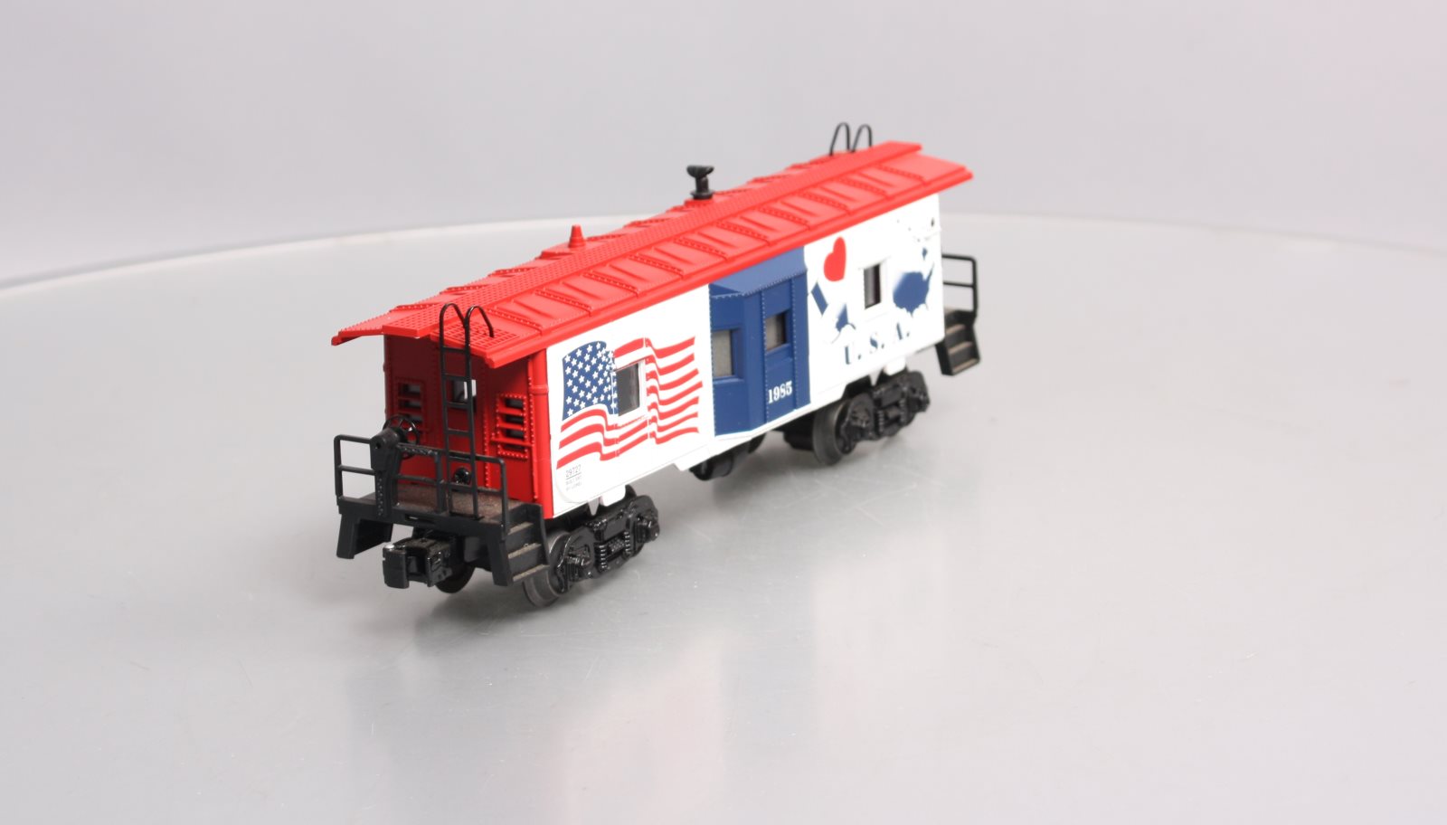 Lionel 6-29727 O Gauge I Love USA Bay Window Illuminated Caboose #1985 LN/Box