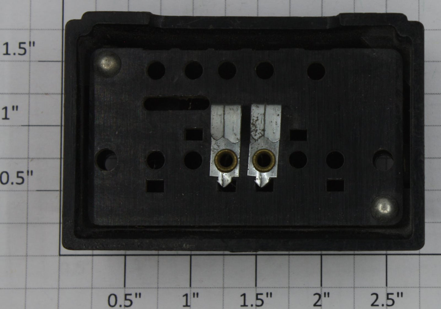 American Flyer XA10961-DC S Gauge Black Uncoupler Control Switch with Claws