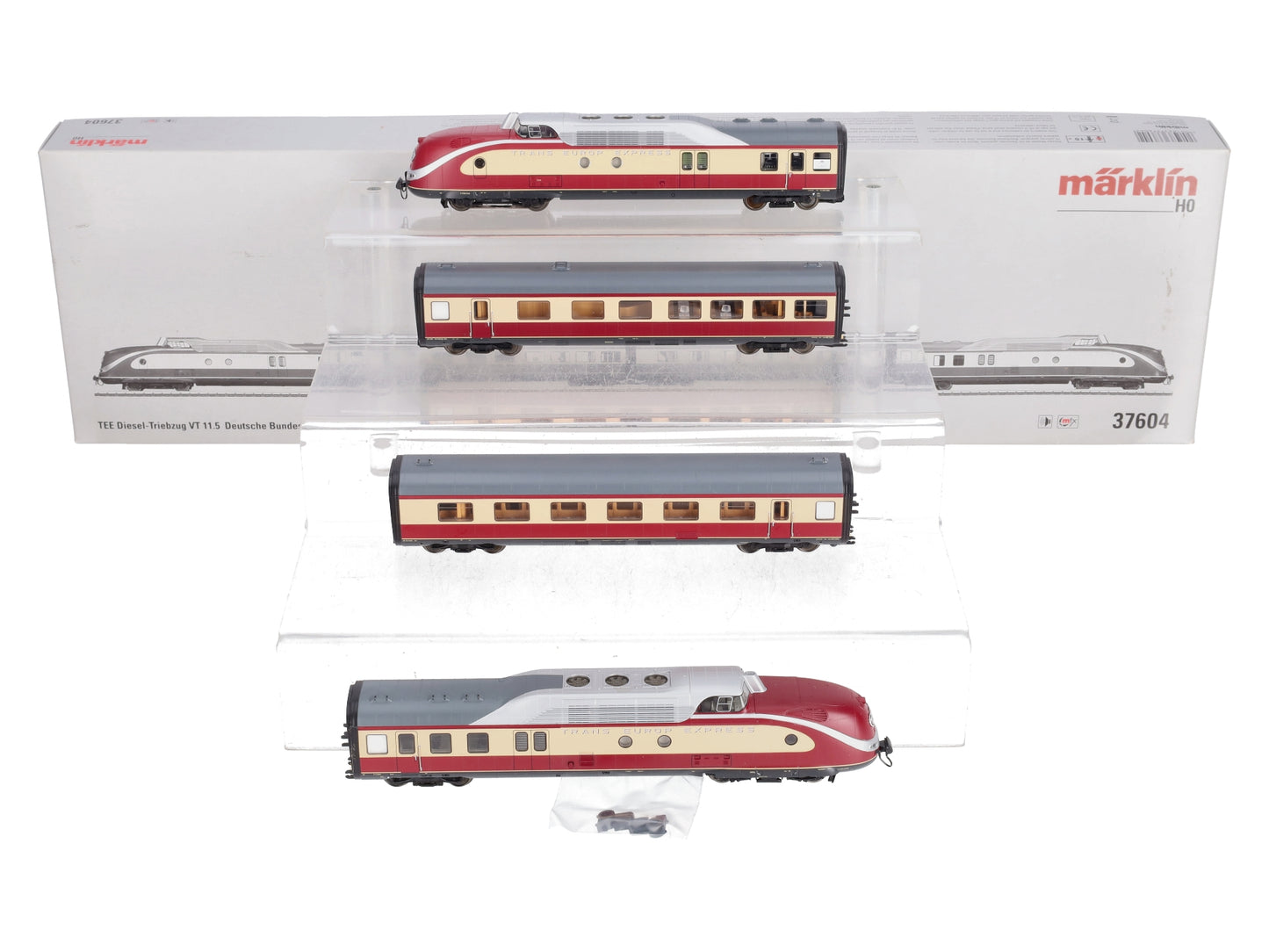 Marklin 37604 HO Deutsche Bundesbahn VT 11.5 TEE Diesel Powered Rail Car Train