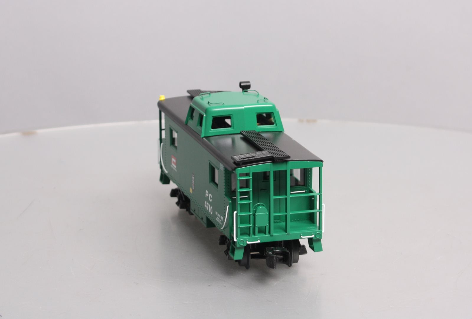 Lionel 2326540 O Penn Central N8 Caboose #4710