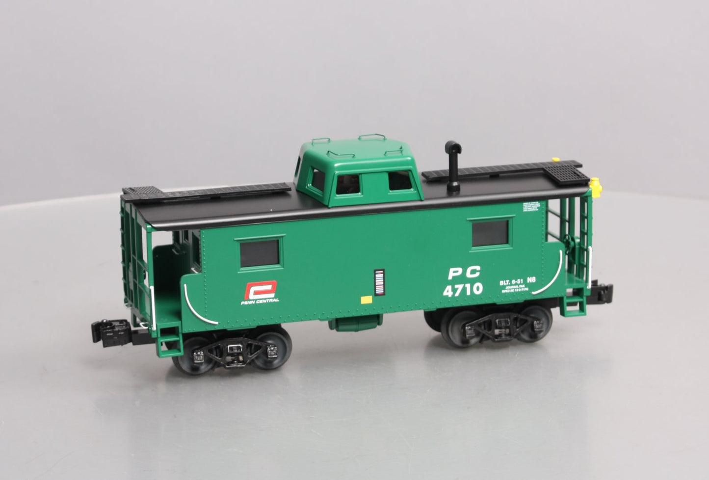 Lionel 2326540 O Penn Central N8 Caboose #4710