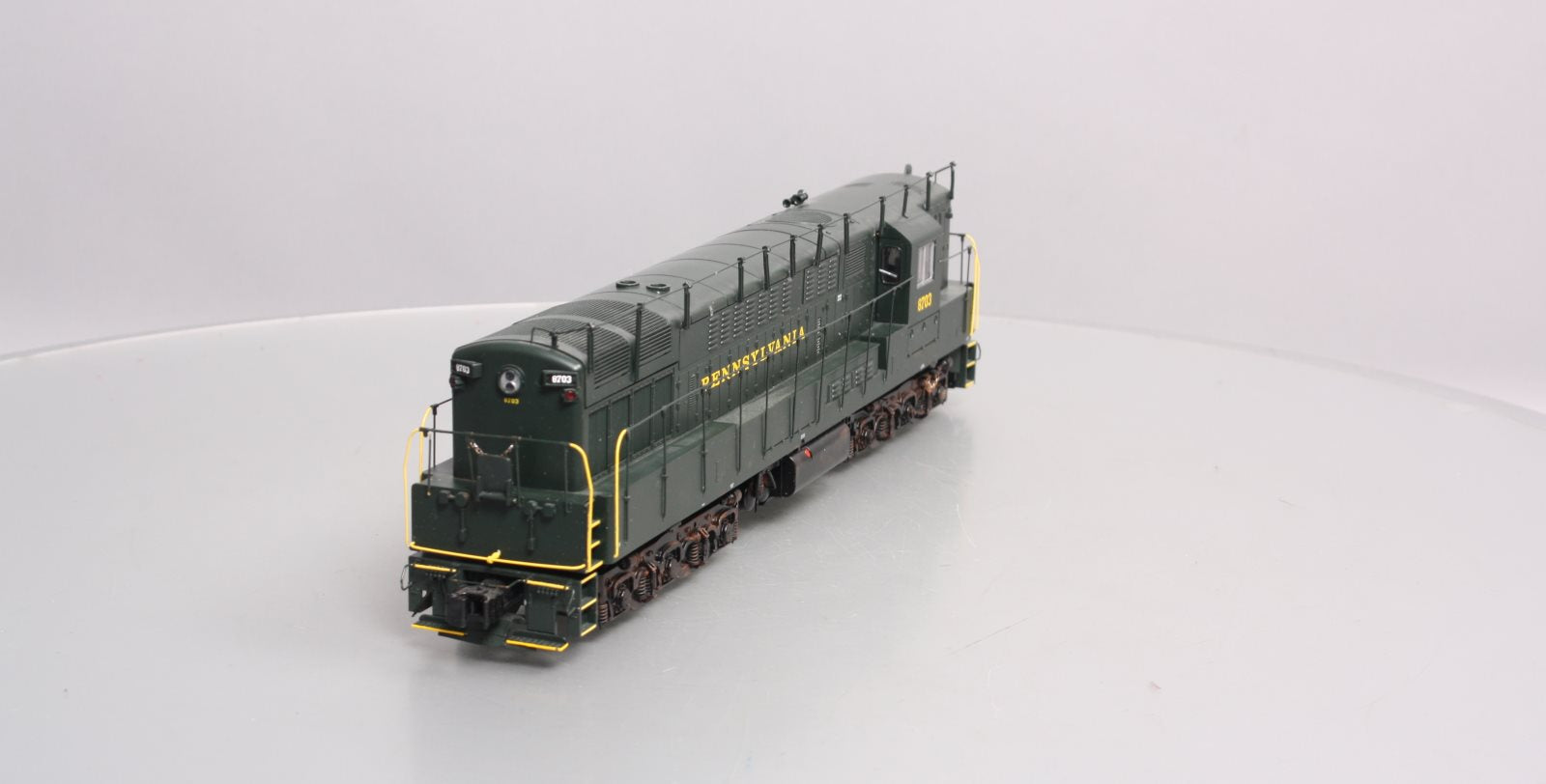 Lionel 2033420 O Gauge Pennsylvania RR Legacy Train Master Locomotive #8703 LN/Box