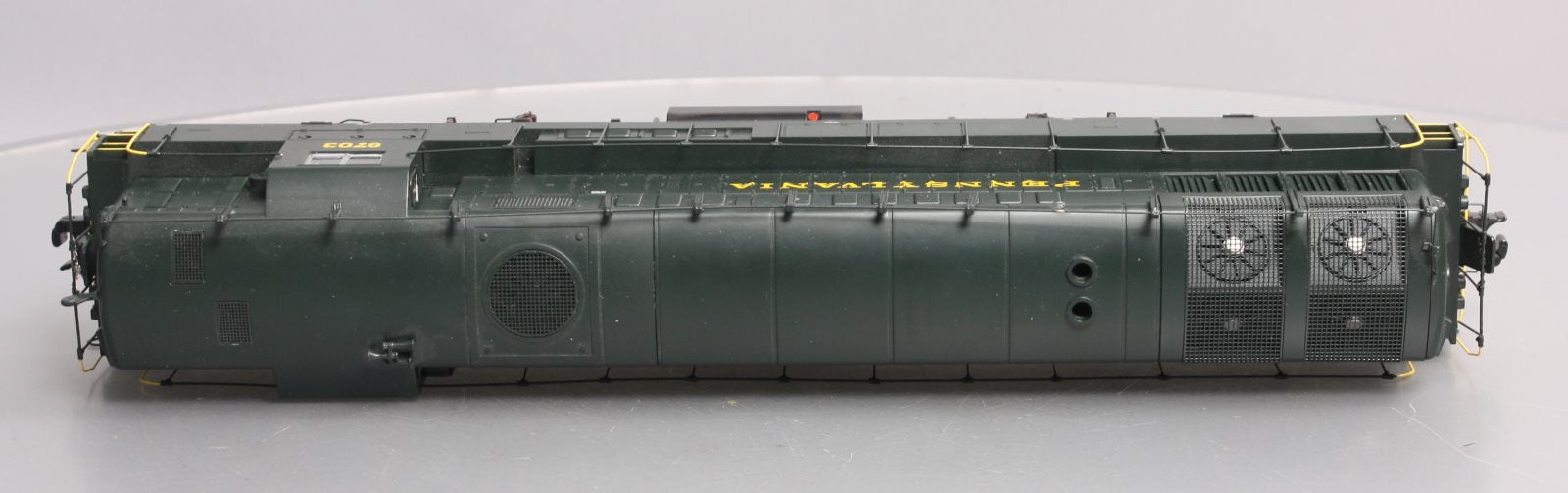 Lionel 2033420 O Gauge Pennsylvania RR Legacy Train Master Locomotive #8703