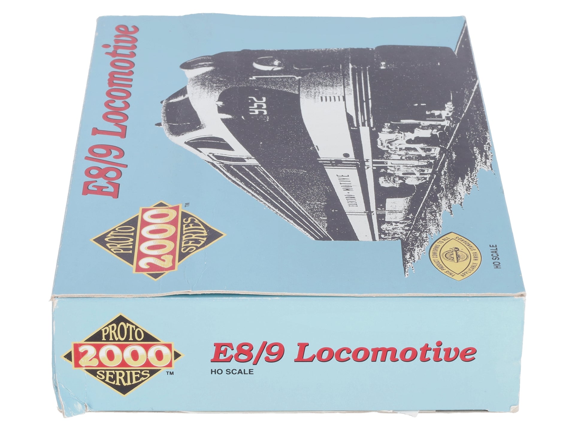 Proto 2000 8121 HO AT&SF E8/9 Diesel Locomotive #84