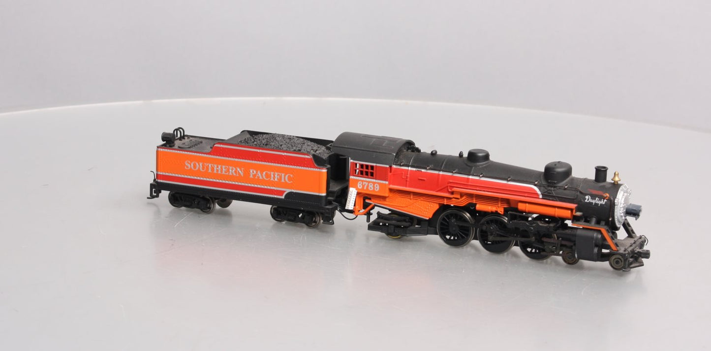 IHC 25025 HO Southern Pacific Daylight Loco 4-6-2 Pacific Premier Gold Series