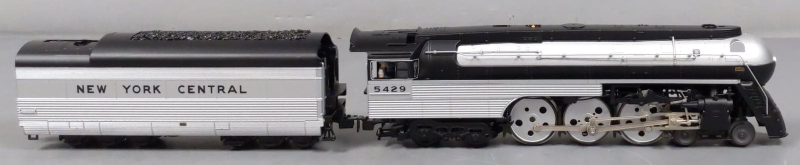 Lionel 6-38000 O Gauge NYC 4-6-4 Empire State Steam Locomotive & Tender #5429 EX/Box