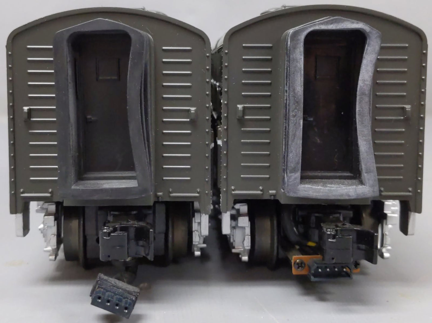 MTH 30-2834-1 New York Central E-6 AA Diesel Engine Set w/PS 2.0 #4015/4016