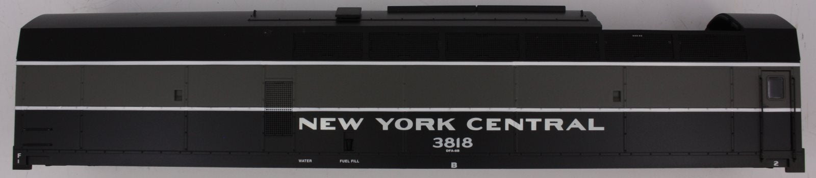 Lionel 34520-2 #3818 B-Unit New York Central Sharknose Shell