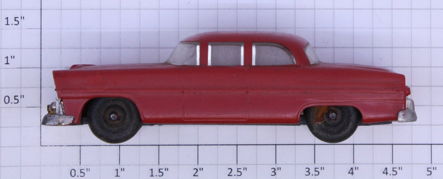 Lionel 6414-25 Red Original Automobile with Chrome Bumpers
