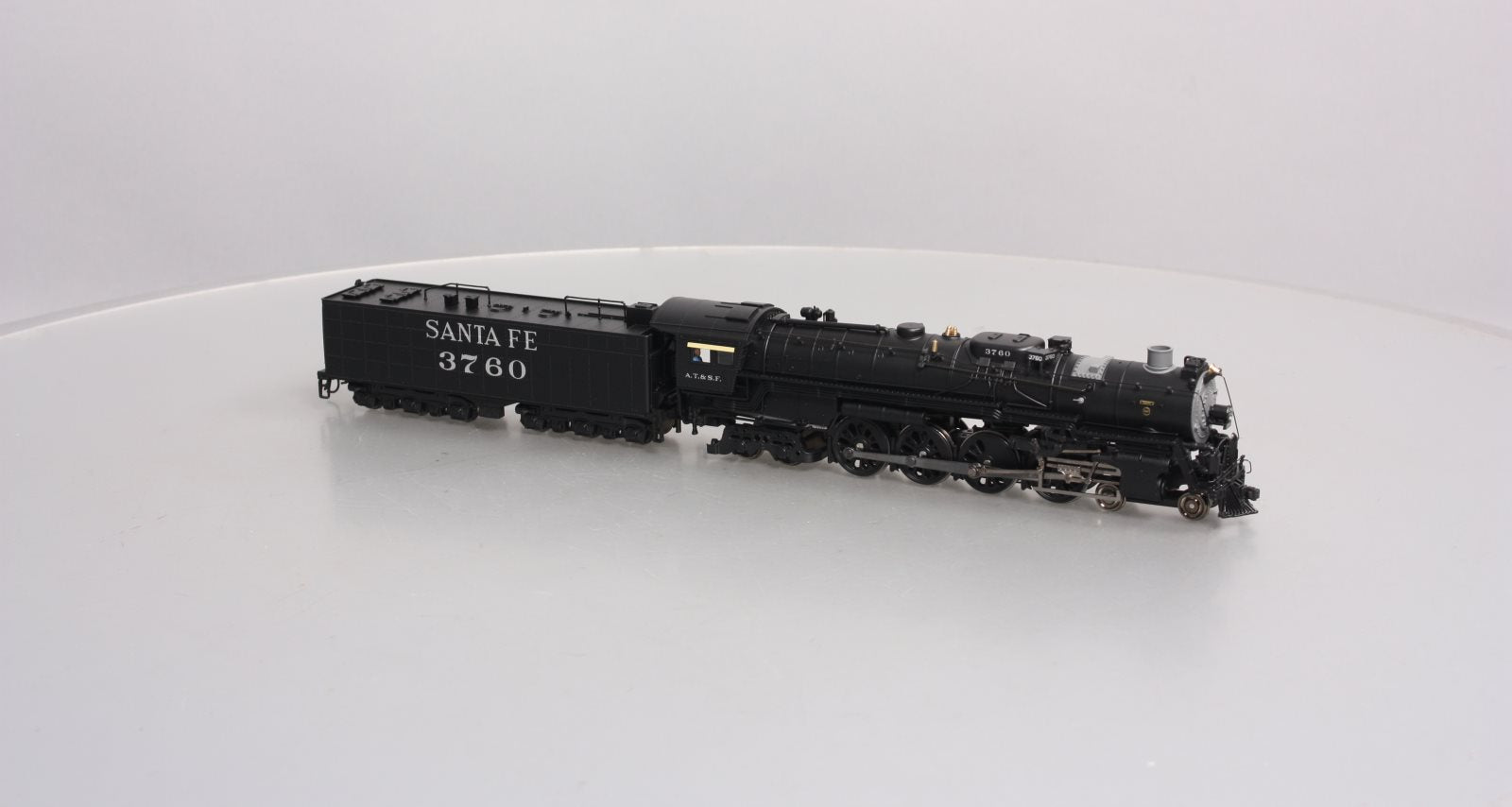 Broadway Limited 2514 HO Santa Fe 4-8-4 Northern Paragon2™ #3760