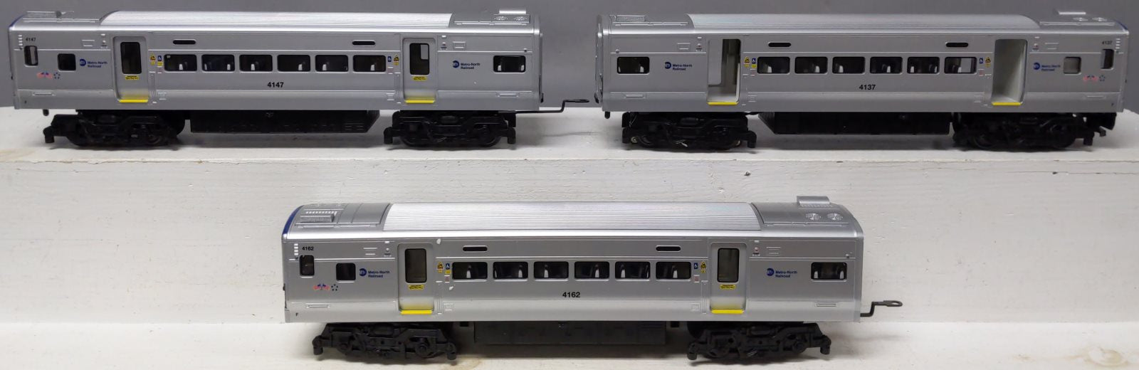 Lionel 6-82188 O Gauge Metro-North LionChief M7 Commuter Train Set LN/Box
