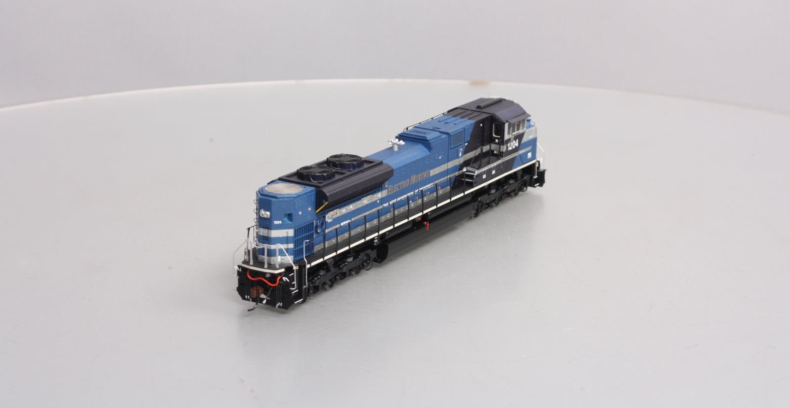 Athearn G68717 HO Electro-Motive Diesel SD70ACe Diesel Locomotive #1204