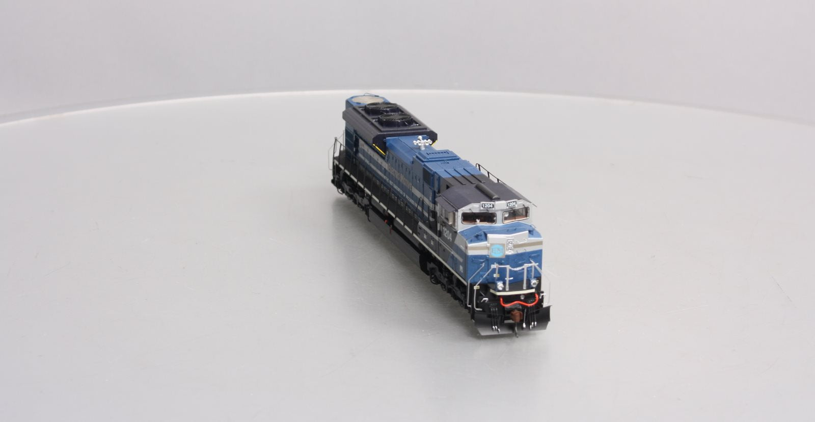 Athearn G68717 HO Electro-Motive Diesel SD70ACe Diesel Locomotive #1204