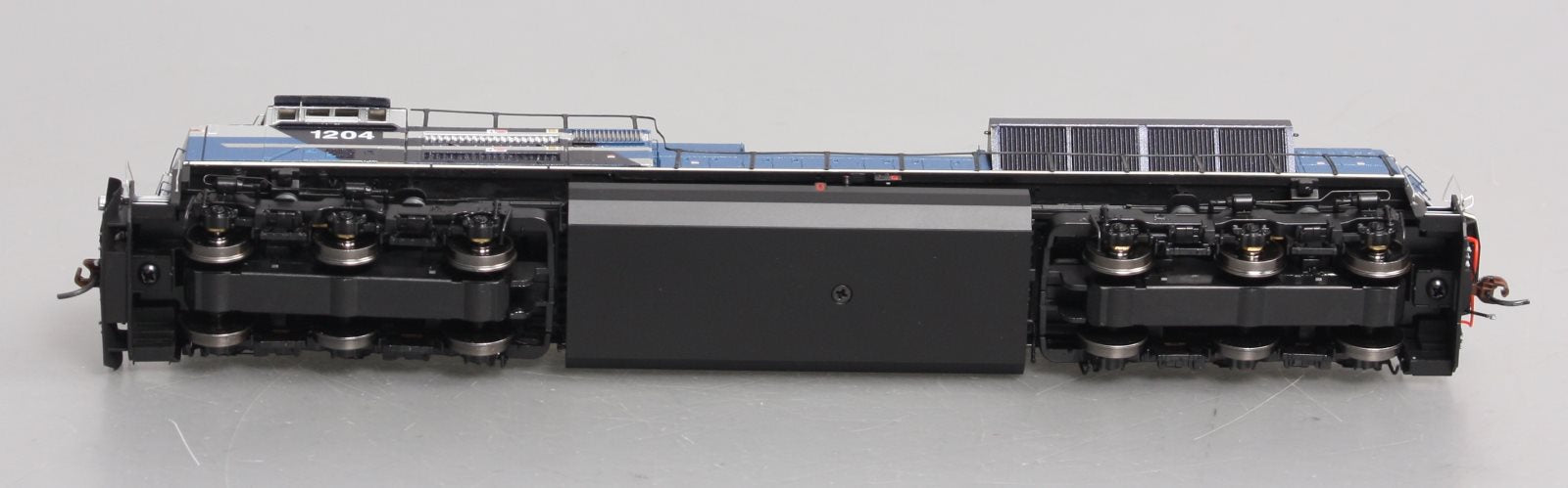 Athearn G68717 HO Electro-Motive Diesel SD70ACe Diesel Locomotive #1204