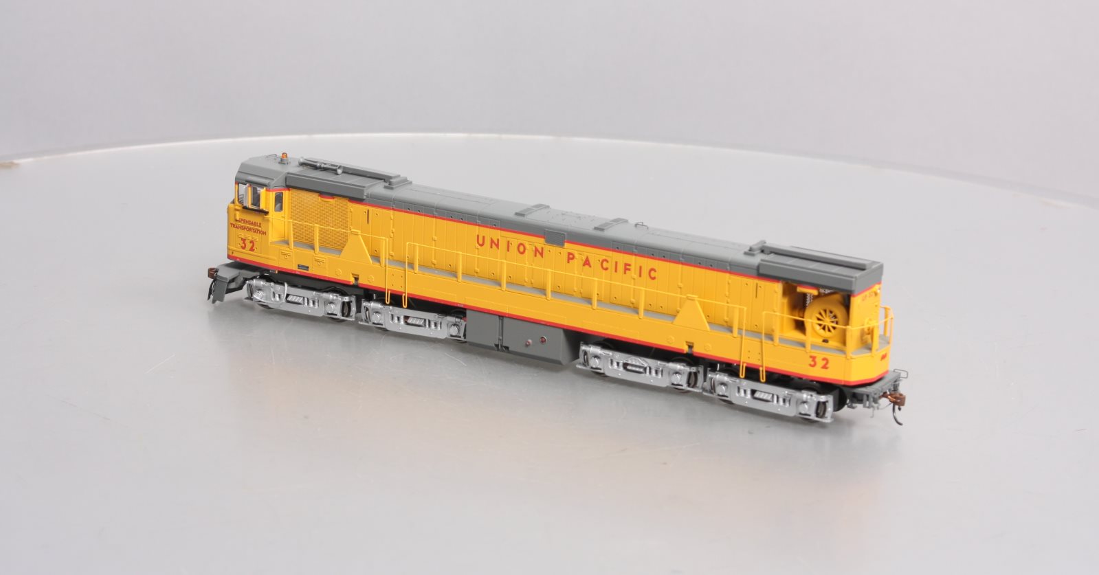 Athearn G41007 HO Union Pacific U50 Diesel Locomotive #32