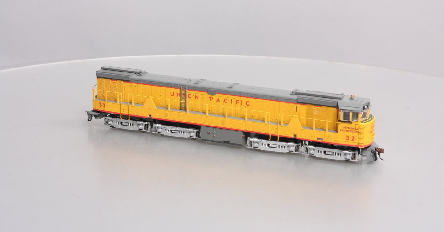 Athearn G41007 HO Union Pacific U50 Diesel Locomotive #32