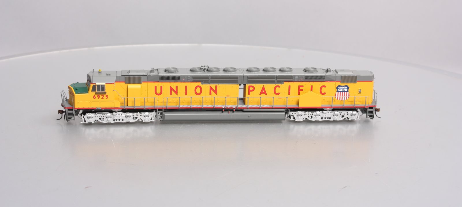 Athearn G69503 HO Scale Union Pacific DDA40X Diesel Locomotive #6925 LN/Box