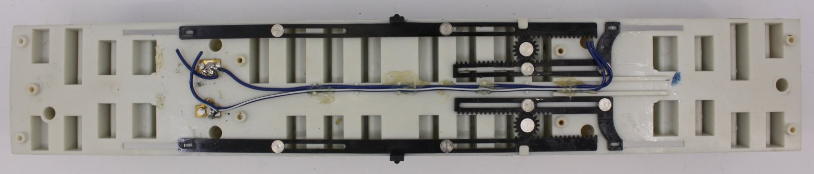 Lionel 35177-9 Long Island Railroad Interior with Manual Door Linkage