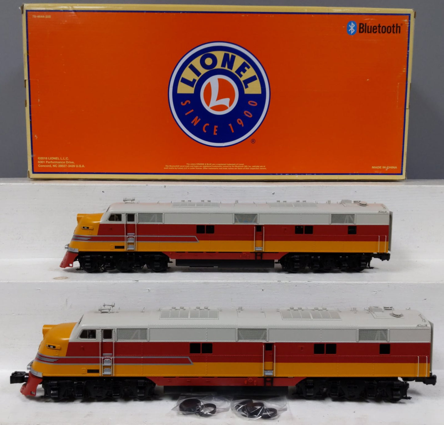 Lionel 6-84659 O Milwaukee Road E6 AA Diesel Set #15A/B/ Legacy w/Bluetooth