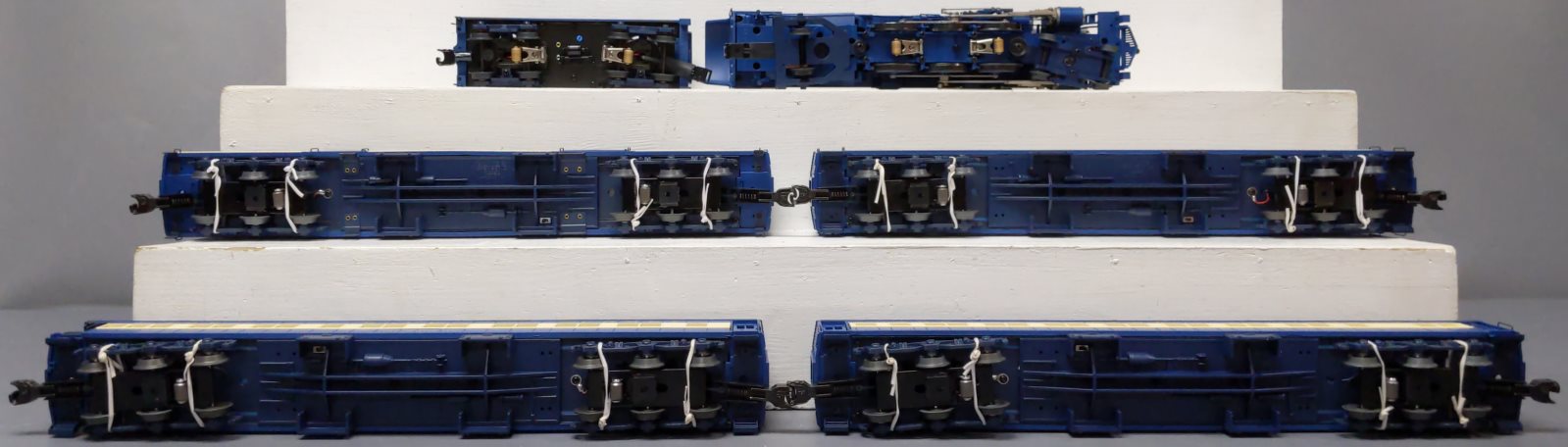 Lionel 6-21787 O Gauge CNJ Blue Comet 4-6-2 Steam Passenger Train Set LN/Box
