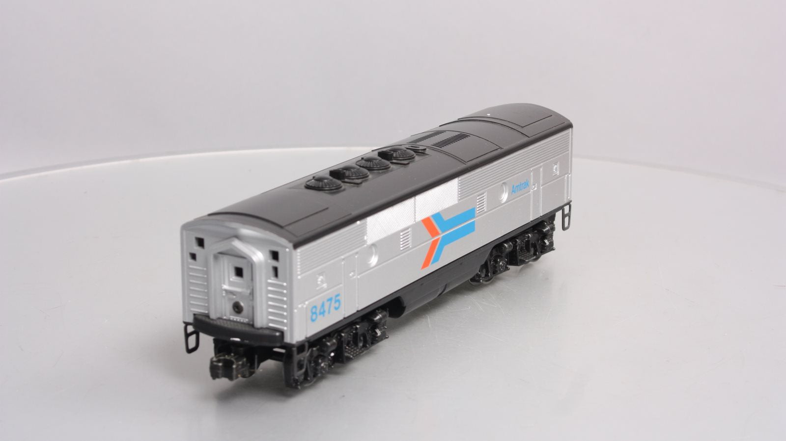 Lionel 6-8475 O Gauge Amtrak F3 Dummy B-Unit Diesel Locomotive EX/Box