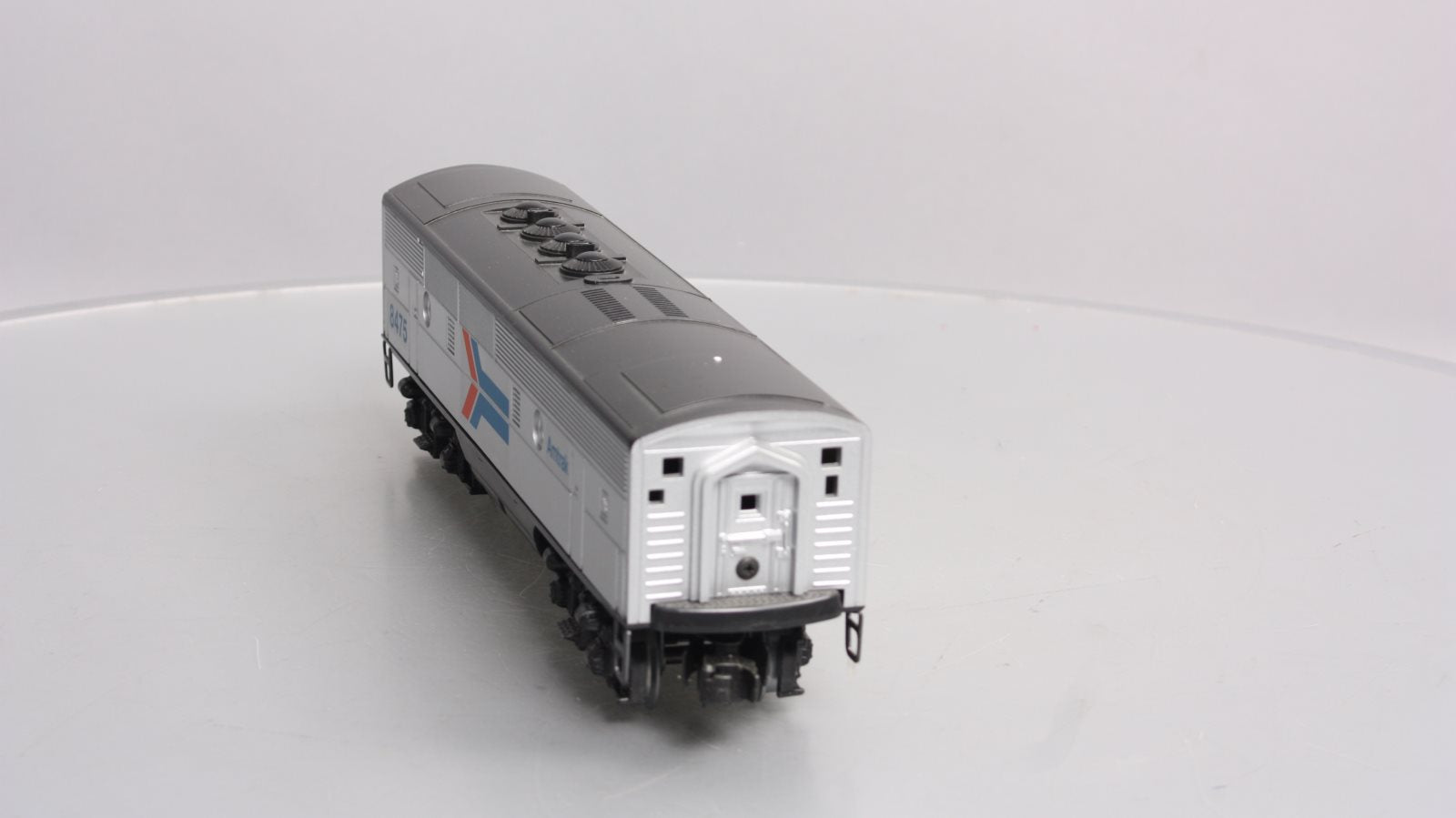 Lionel 6-8475 O Gauge Amtrak F3 Dummy B-Unit Diesel Locomotive EX/Box