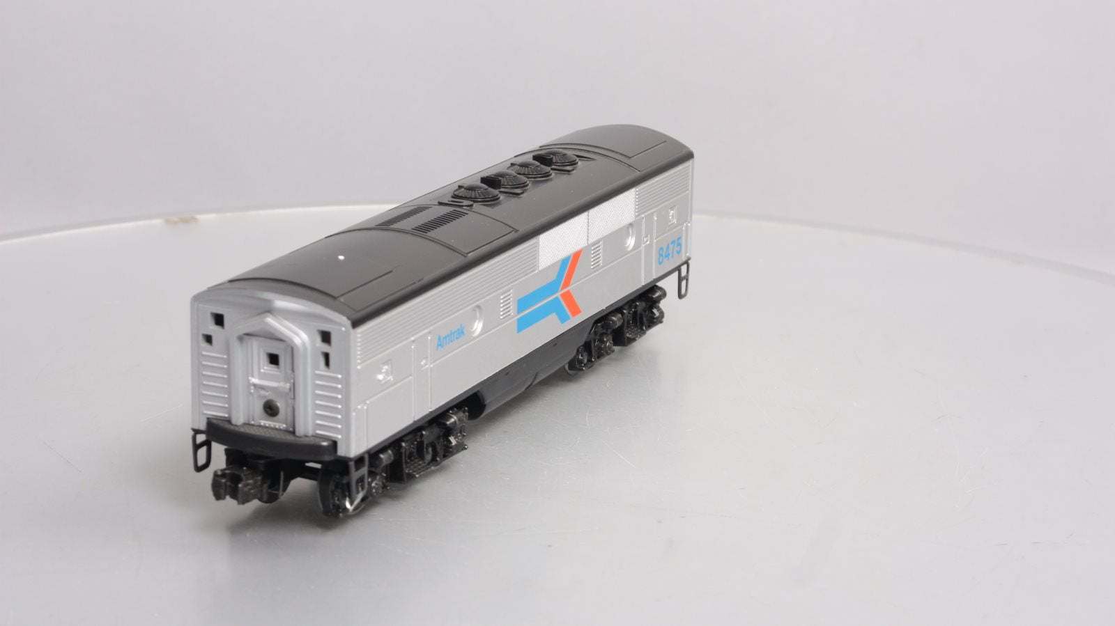 Lionel 6-8475 O Gauge Amtrak F3 Dummy B-Unit Diesel Locomotive EX/Box