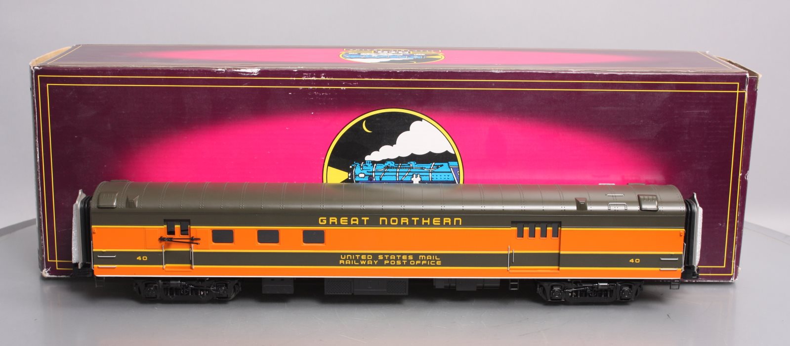 MTH 20-68158 O Gauge Great Northern 70' Streamlined RPO Passenger Car #40
