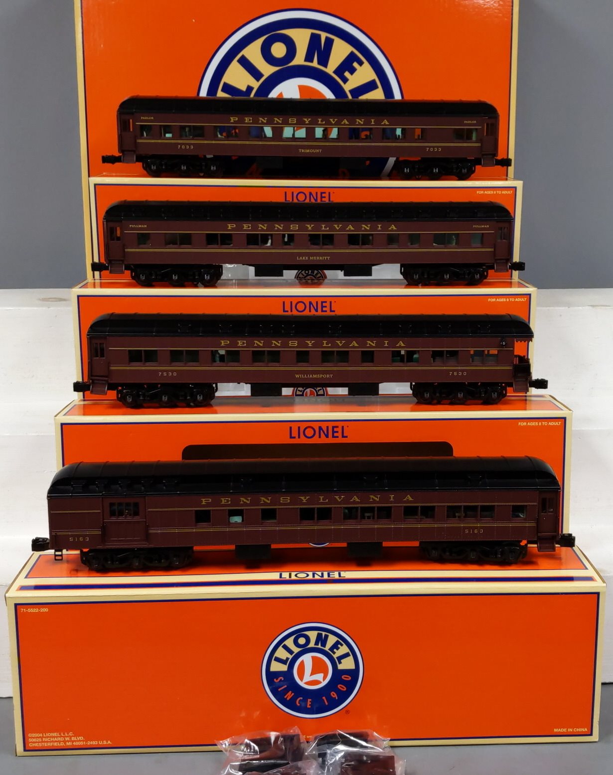 Lionel 6-25518 O Gauge Pennsylvania Heavyweight 4-Car Passenger Set NIB