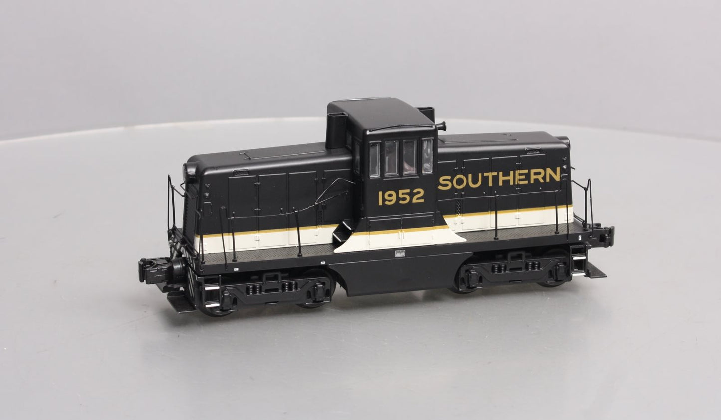 MTH 20-20469-1 O Southern G.E. 44 Ton Diesel Engine w/P-S 3.0 (Hi-Rail) #1952