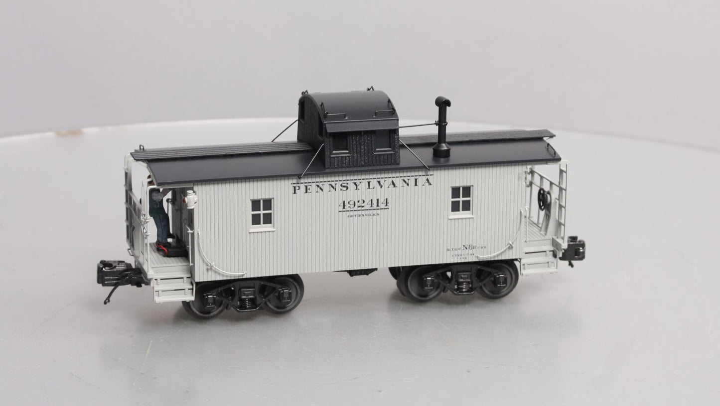 MTH 20-91646 O Pennsylvania Premier N-6b Caboose w/Operating Signal Man #492414