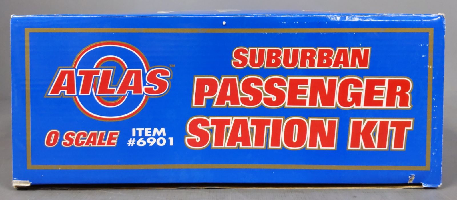 Atlas 6901 O Scale Suburban Passenger Station Building Kit LN/Box