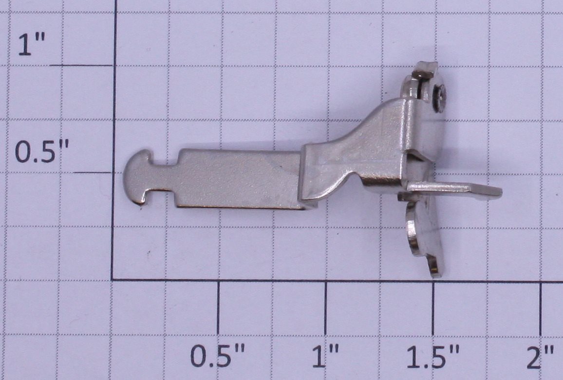 Lionel CP-9 O Gauge Straight Shank Latch Coupler Complete without Spring