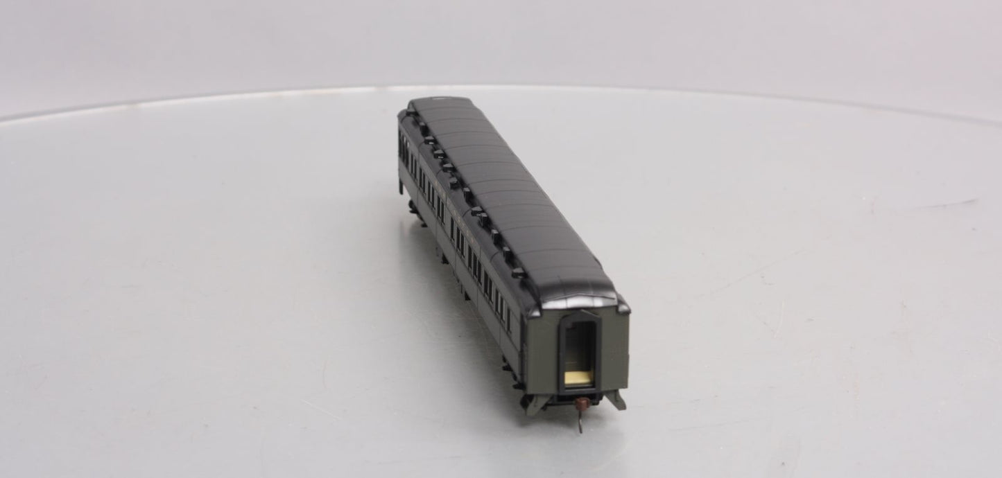 Walthers 932-10453 HO Burlington Pullman Heavyweight Solarium-Observation Car LN/Box