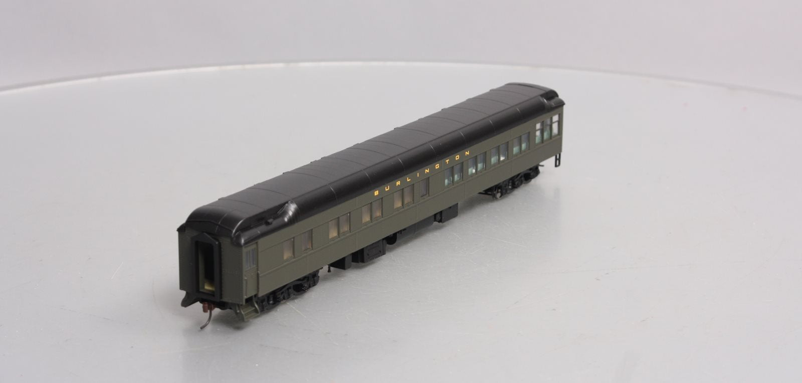 Walthers 932-10453 HO Burlington Pullman Heavyweight Solarium-Observation Car LN/Box