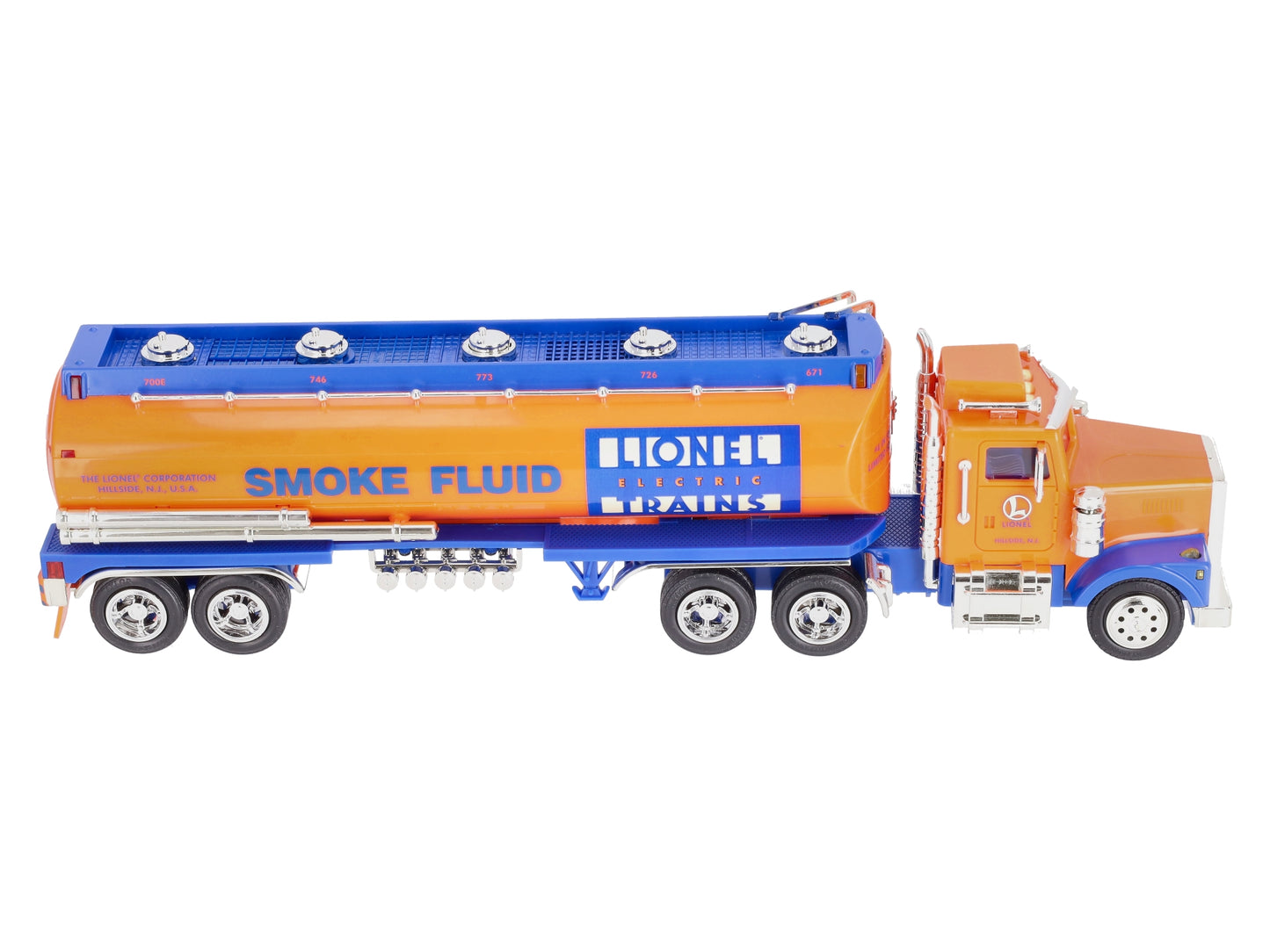 Lionel TMT-18126 1/32 Tanker Toy Truck with Operating Lights Sounds & Coinbank LN/Box