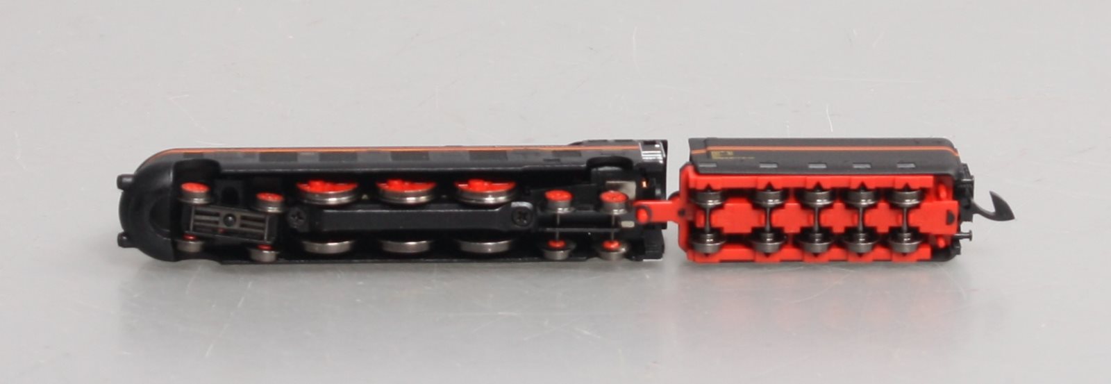 Marklin 88106 Z German State Railroad Company DRG Streamlined Steam Locomotive