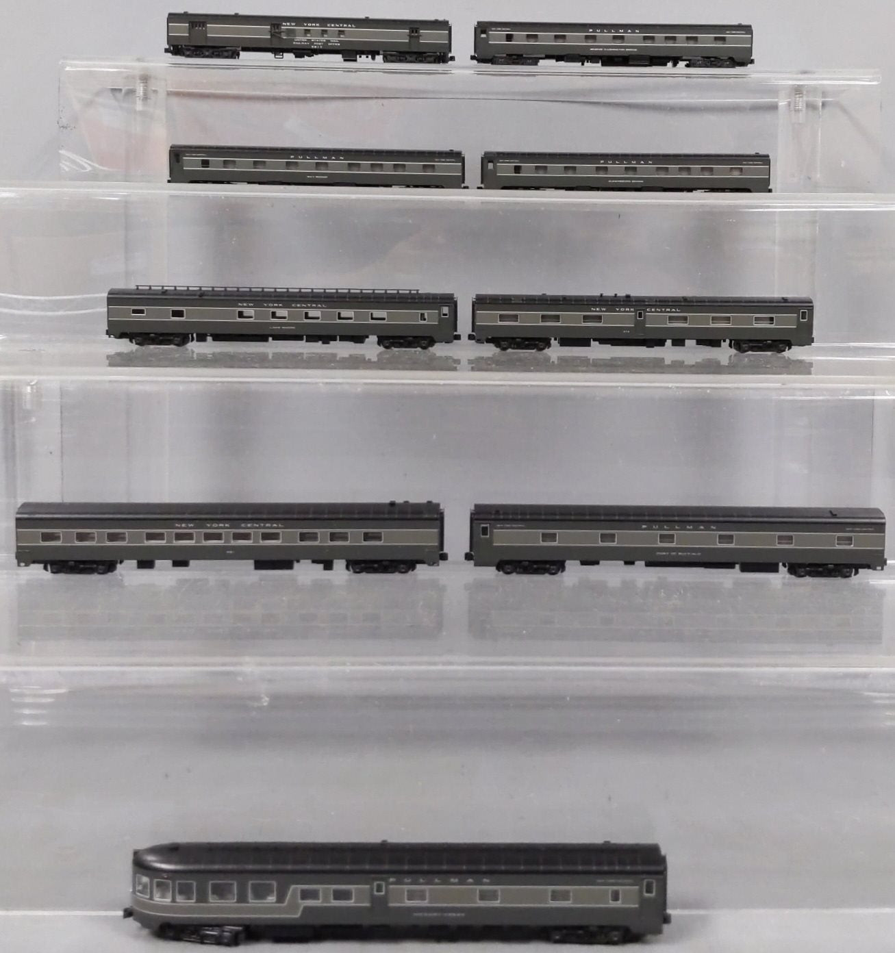 Kato 106-100 N New York Central 20th Century Limited Passenger Car (Set of 9)