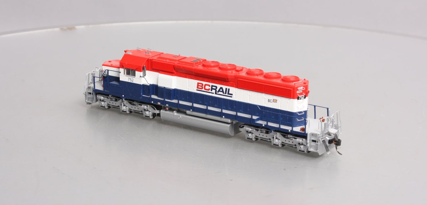 Bowser 24447 HO BC Rail GMD SD40-2 Diesel Locomotive with Sound #752