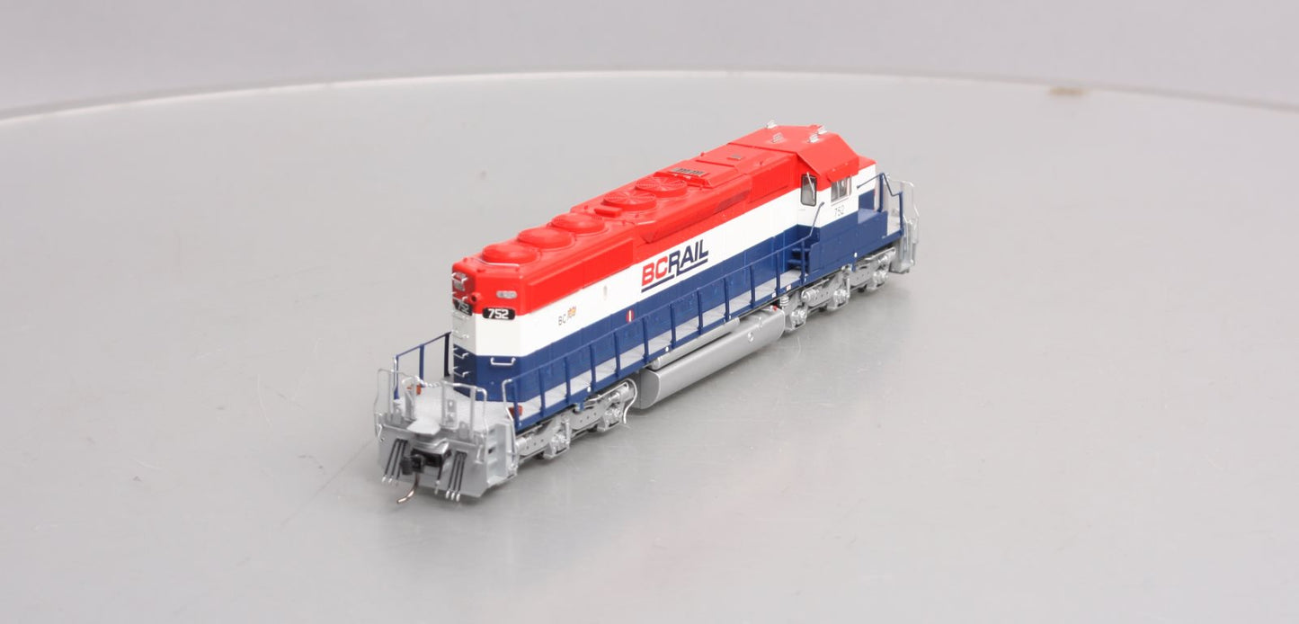 Bowser 24447 HO BC Rail GMD SD40-2 Diesel Locomotive with Sound #752