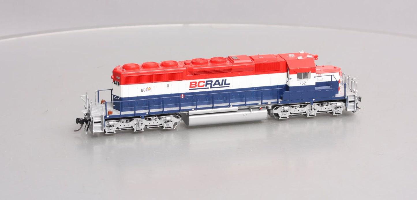 Bowser 24447 HO BC Rail GMD SD40-2 Diesel Locomotive with Sound #752