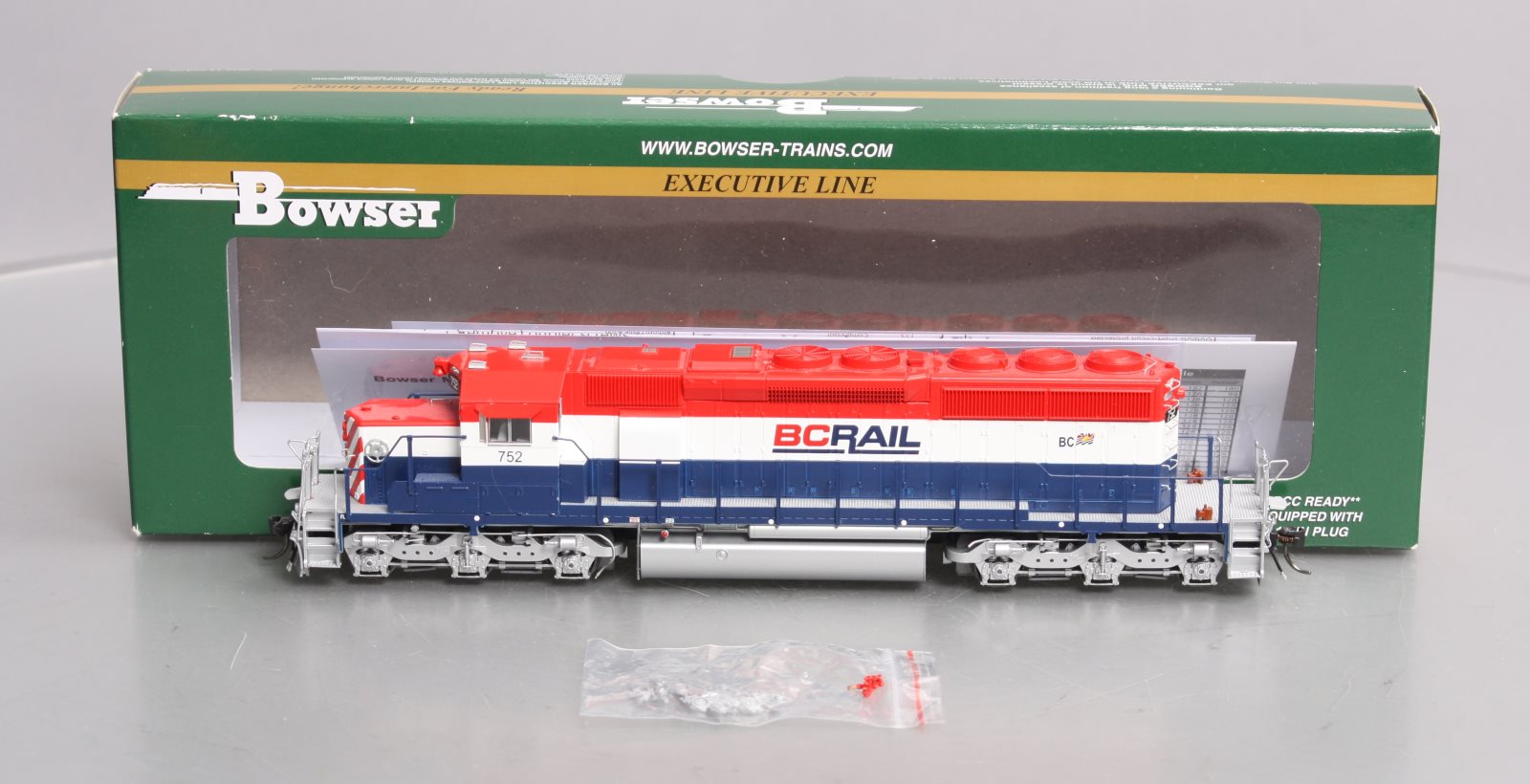 Bowser 24447 HO BC Rail GMD SD40-2 Diesel Locomotive with Sound #752
